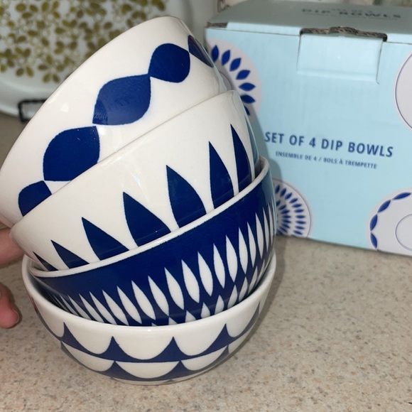 set of 4 new bone China bowls - Picture 4 of 16